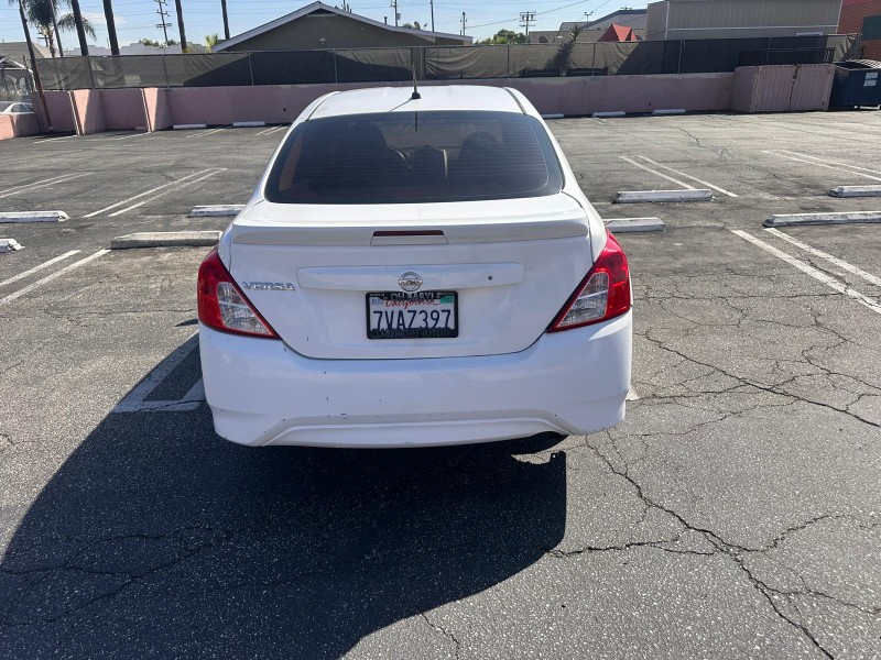 2016 Nissan Versa Sedan