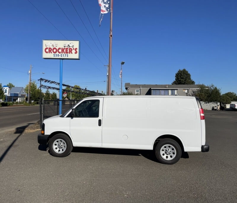 2013 Chevrolet Express Cargo Photo