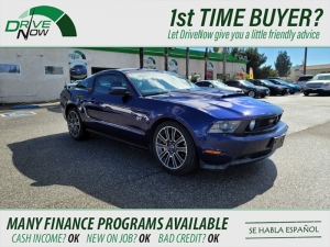 2010 Ford Mustang Photo