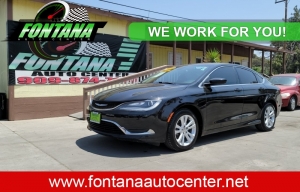 2016 Chrysler 200 Photo
