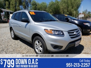 2012 Hyundai Santa Fe Photo