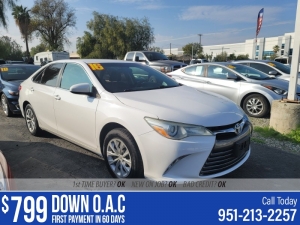 2016 Toyota Camry Photo