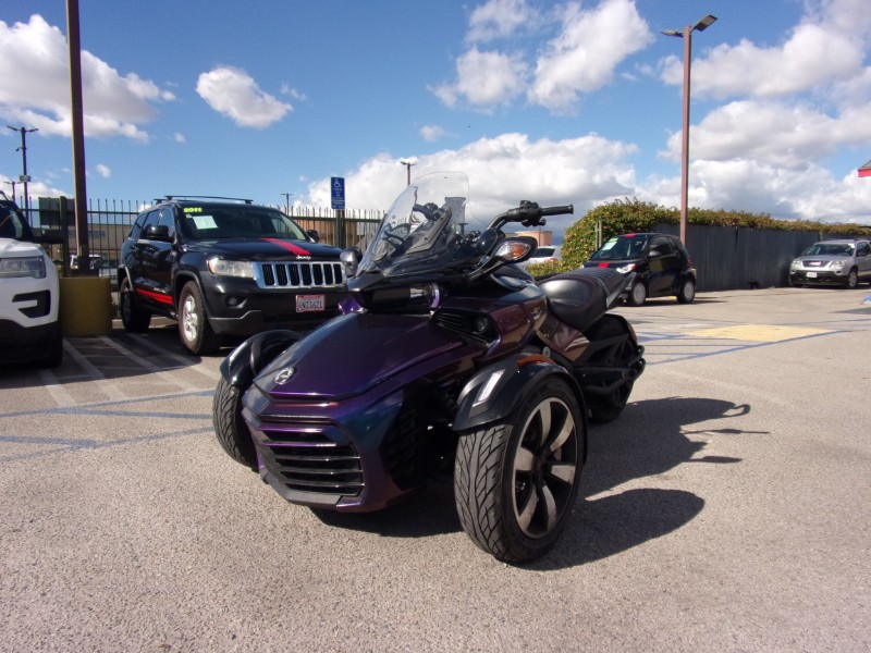 2015 Can-Am Photo