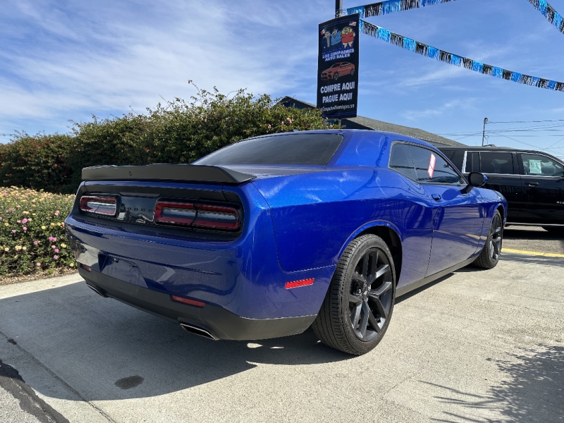 2022 Dodge Challenger GT's photo