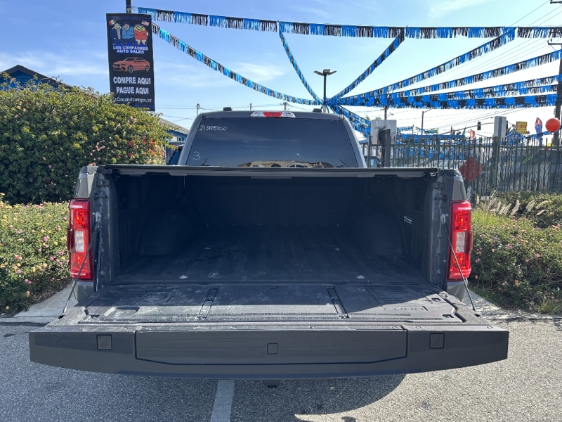 2021 Ford F-150 XL's photo