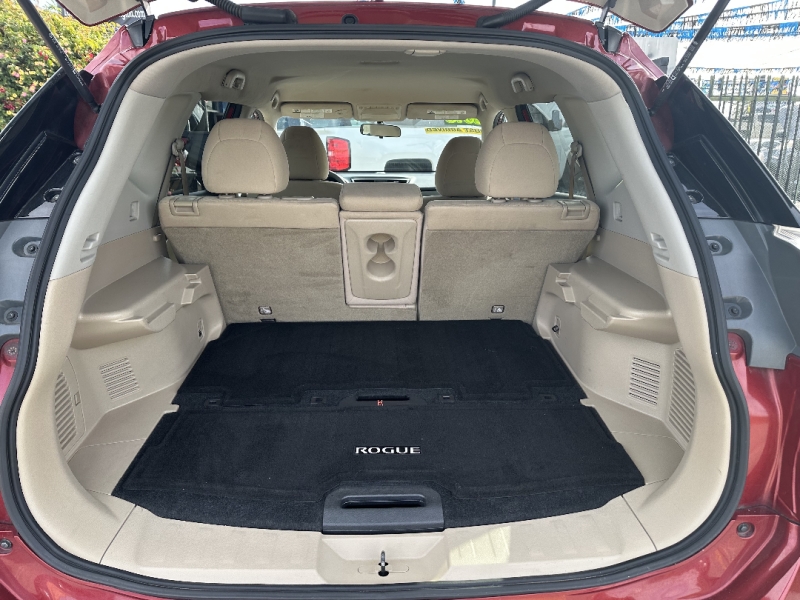 2016 Nissan Rogue SV