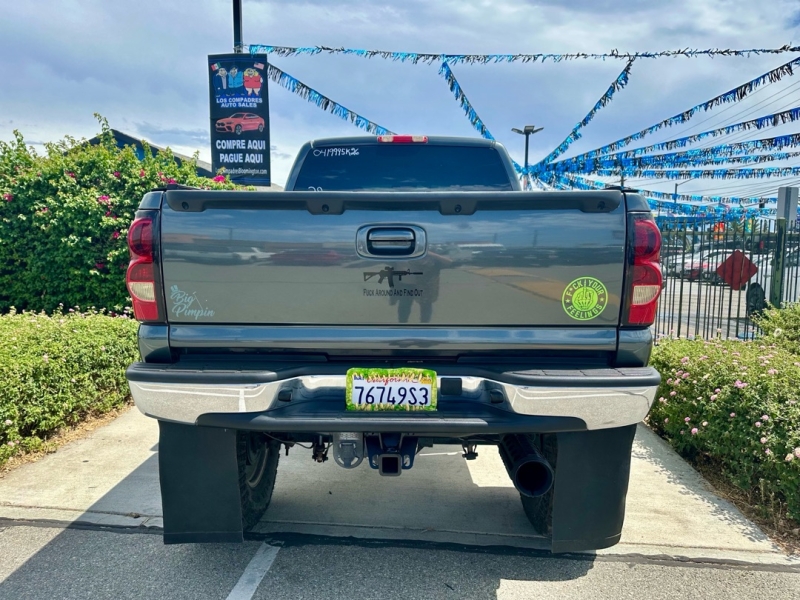 2004 Chevrolet Silverado 2500HD LS