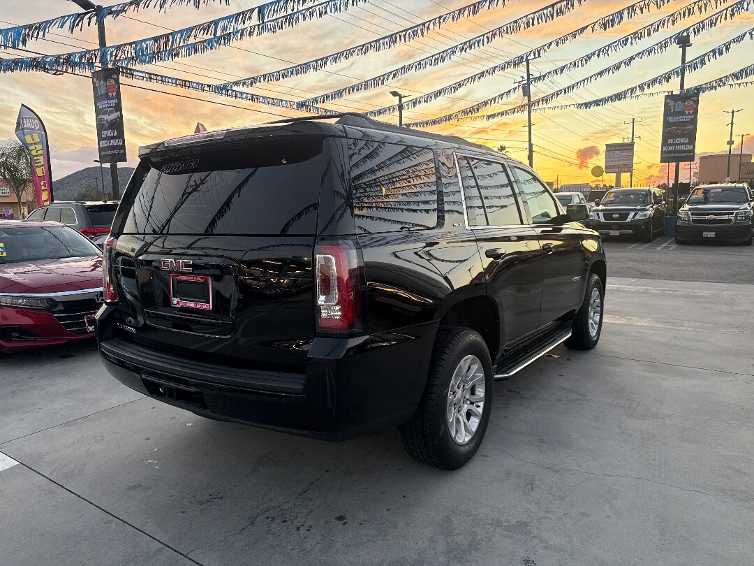 2019 GMC Yukon SLT's photo