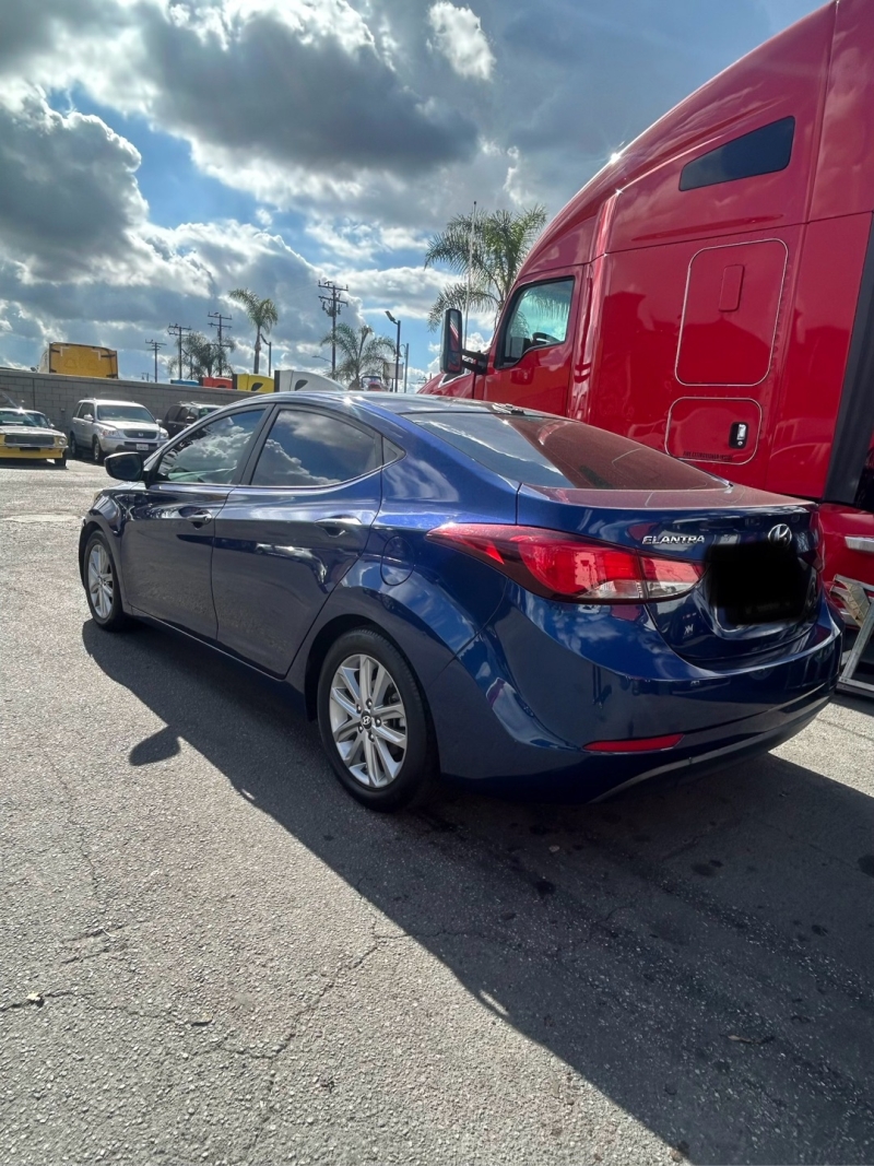 2016 Hyundai Elantra 1.8 SE M/T's photo