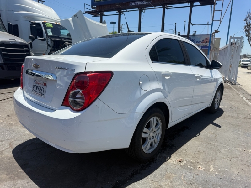 2014 Chevrolet Sonic LT - Photo 3
