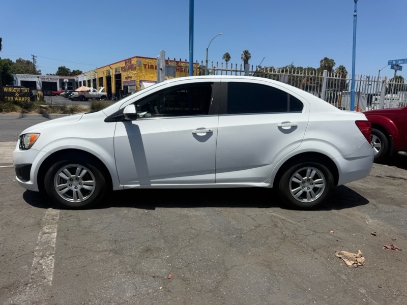 2014 Chevrolet Sonic LT - Photo 19