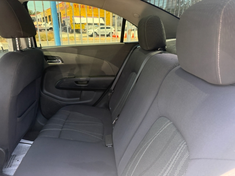 2014 Chevrolet Sonic LT - Photo 8