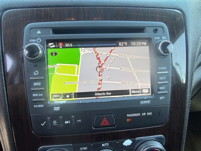 2015 Chevrolet Traverse 2LT - Photo 23