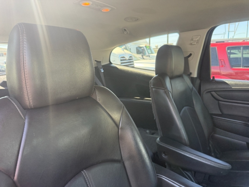 2015 Chevrolet Traverse 2LT - Photo 10