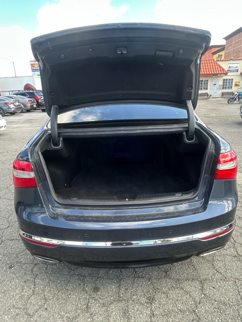 2014 Kia Cadenza's photo