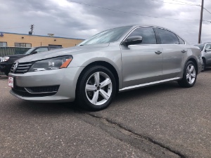 2012 Volkswagen Passat Photo