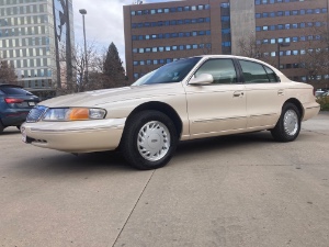 1996 Lincoln Continental Photo