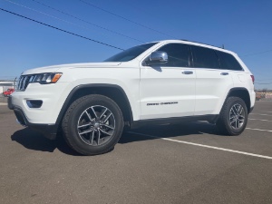 2018 Jeep Grand Cherokee Photo