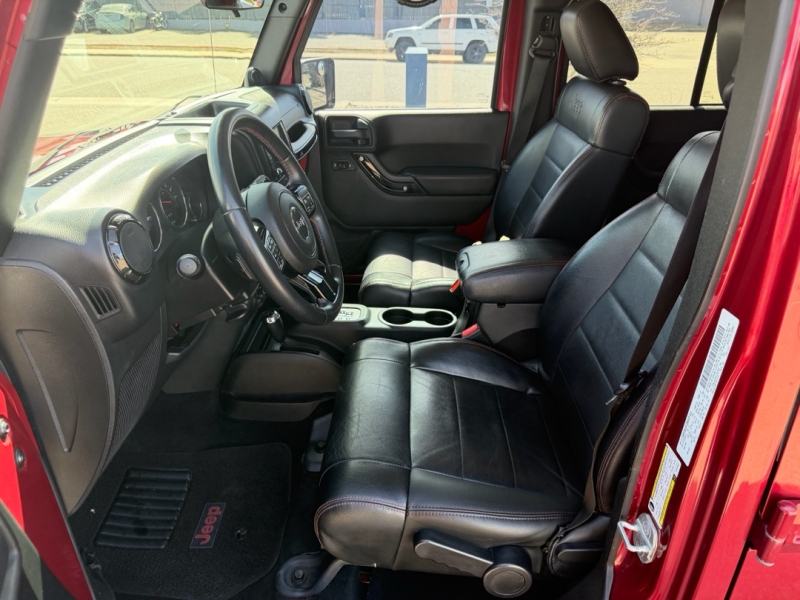 2012 Jeep Wrangler Unlimited Sahara - Photo 8
