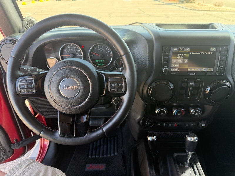 2012 Jeep Wrangler Unlimited Sahara - Photo 10