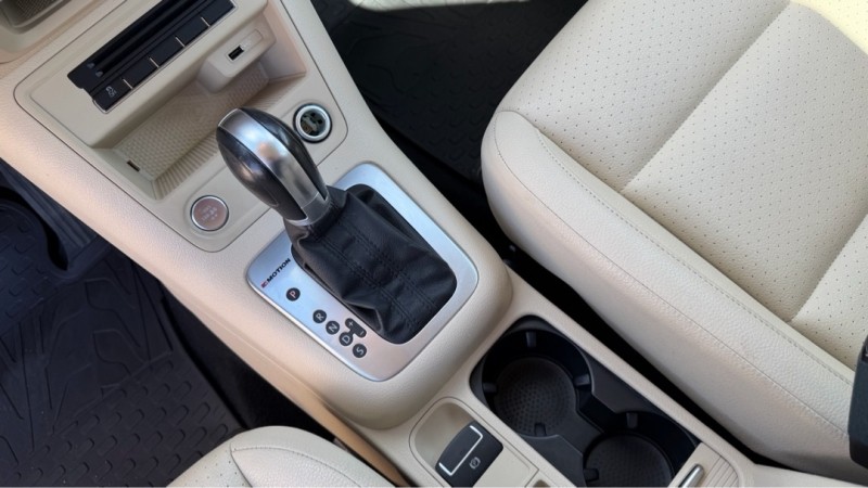 2016 Volkswagen Tiguan S - Photo 6