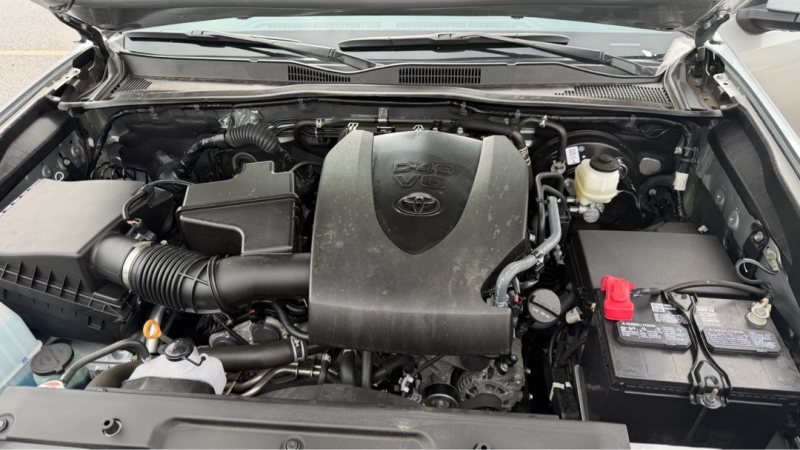 2023 Toyota Tacoma TRD Sport - Photo 10