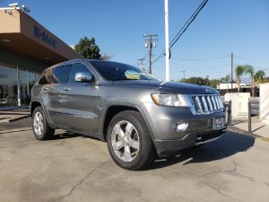 2012 Jeep Grand Cherokee Photo