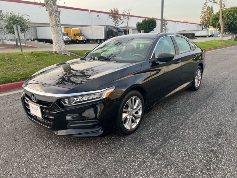 2018 Honda Accord LX - Photo 19