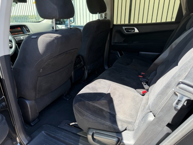 2016 Nissan Pathfinder S - Photo 7