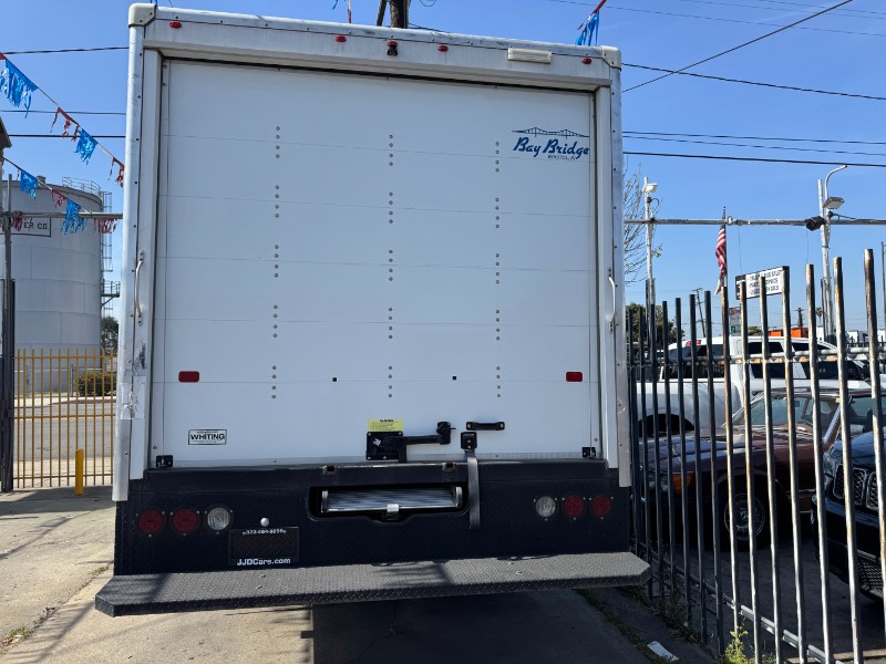 2021 Chevrolet Low Cab Forward Base