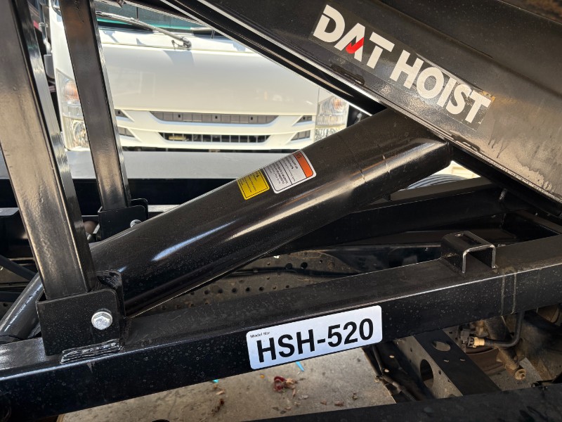 2017 Isuzu NPR HD - Photo 8