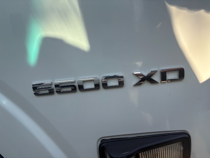 2020 Chevrolet Silverado 5500XD - Photo 9