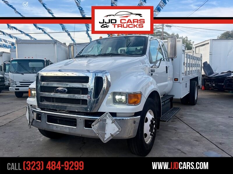 picture of 2015 FORD F-650