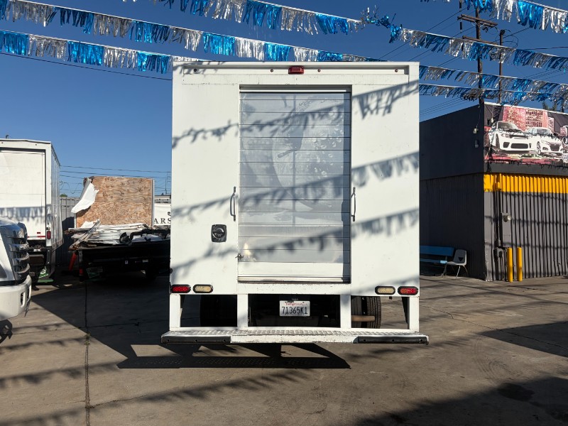 2014 Ford E-Series Cutaway Base