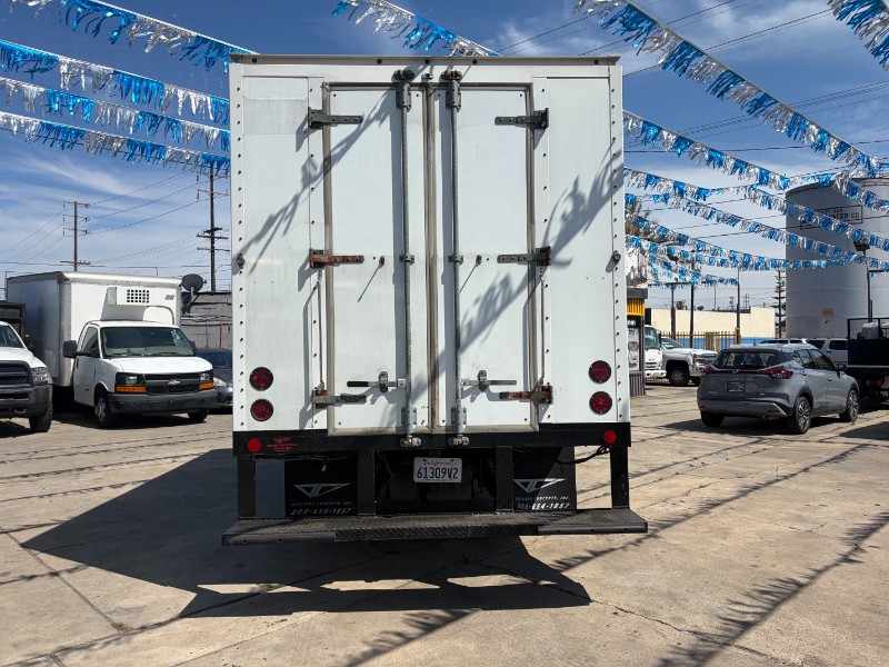 2019 Isuzu NPR-HD's photo