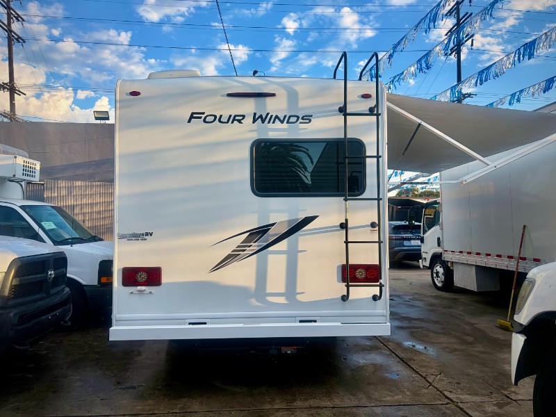 2024 Ford E-Series Cutaway
