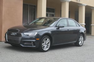 2017 Audi A4 Photo