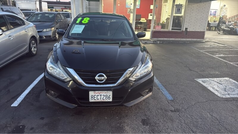 picture of 2018 Nissan Altima