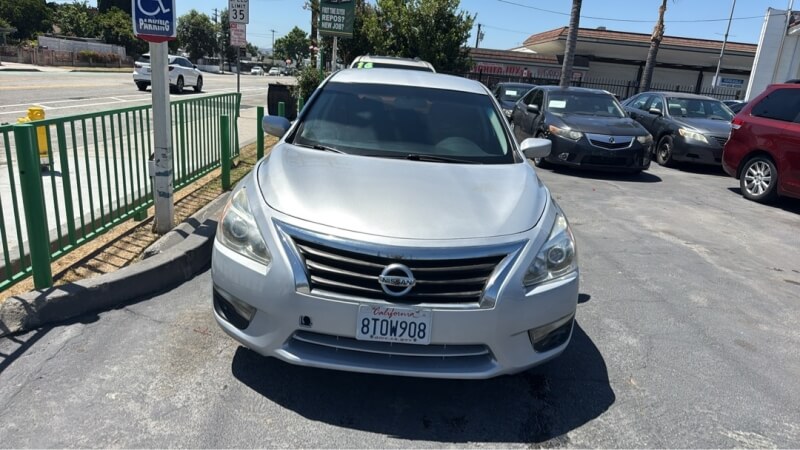 picture of 2015 Nissan Altima