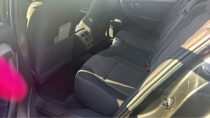 2017 Ford Taurus SEL FWD's photo