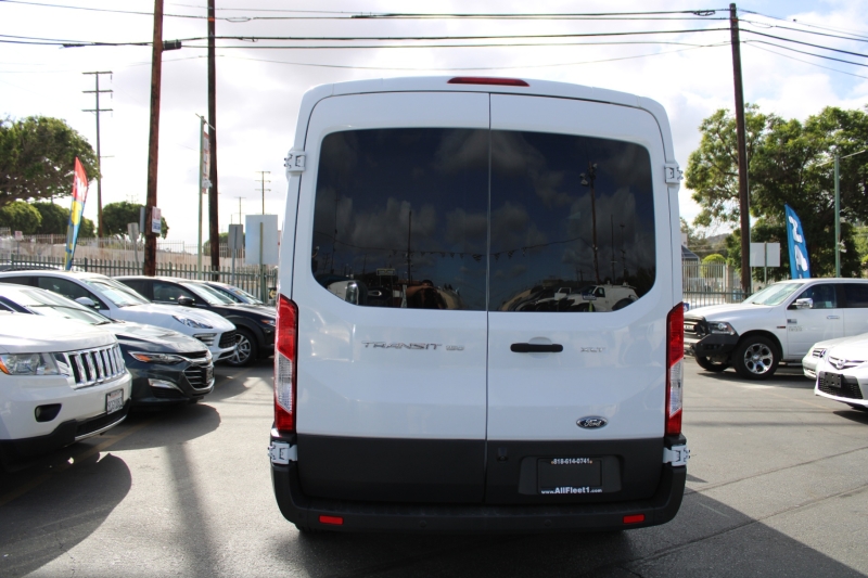 2017 Ford Transit Wagon XL's photo