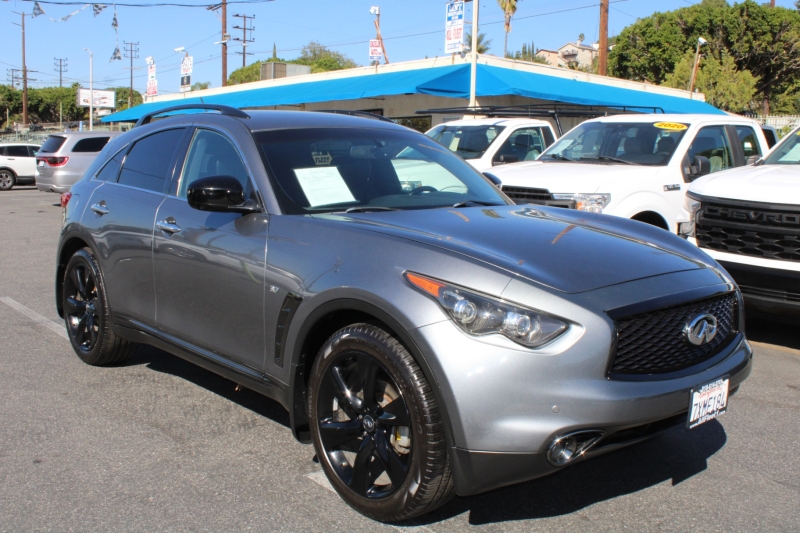 picture of 2017 INFINITI QX70