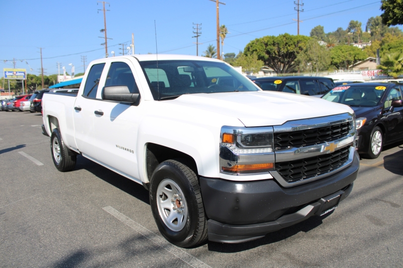 picture of 2018 Chevrolet Silverado 1500