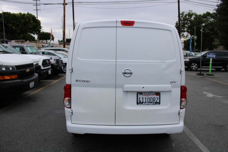 2019 Nissan NV200 SV's photo