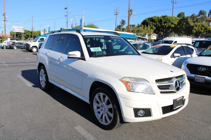 picture of 2011 Mercedes-Benz GLK