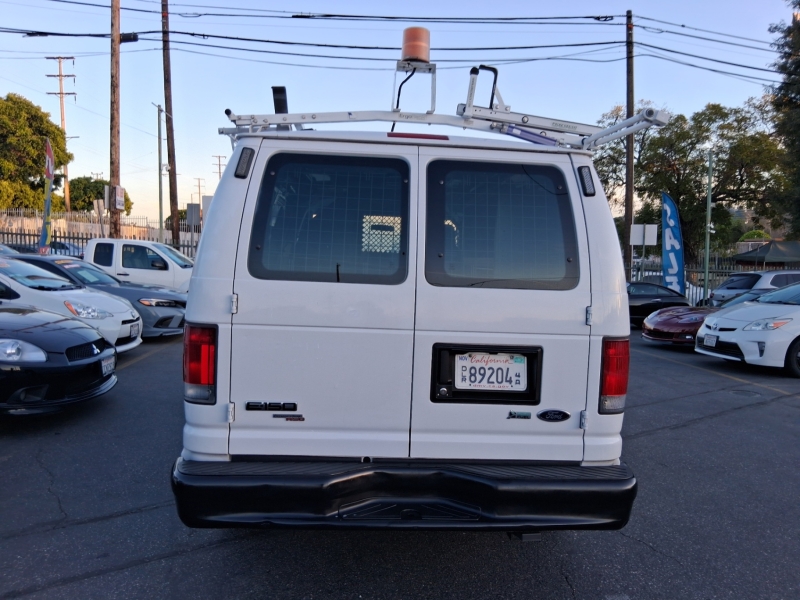 2013 Ford E-Series Econoline Van Commercial