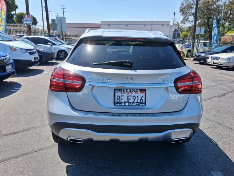 2018 Mercedes-Benz GLA GLA250 4MATIC's photo
