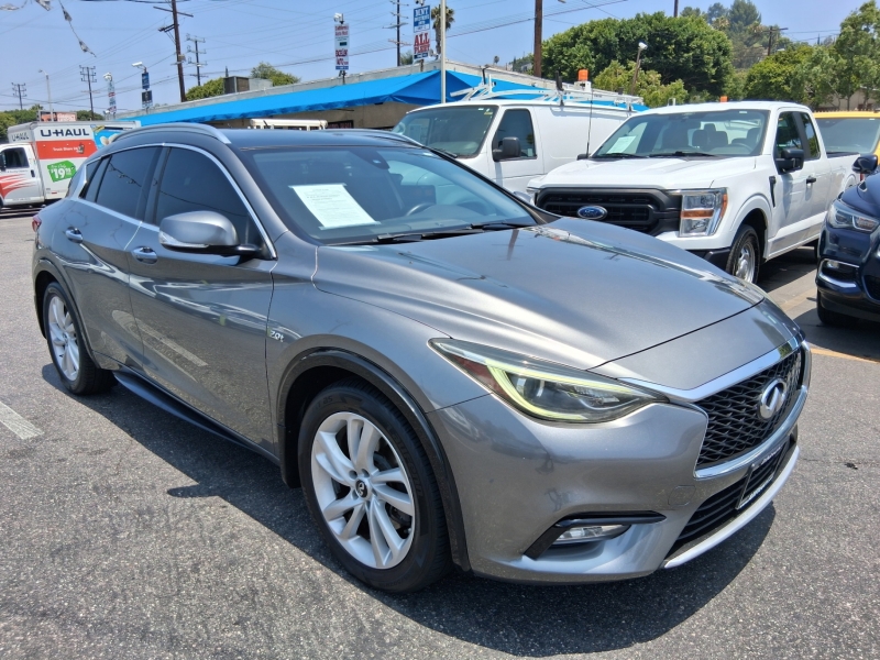 picture of 2017 INFINITI QX30