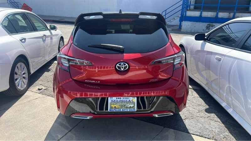 2021 Toyota Corolla Hatchback XSE's photo