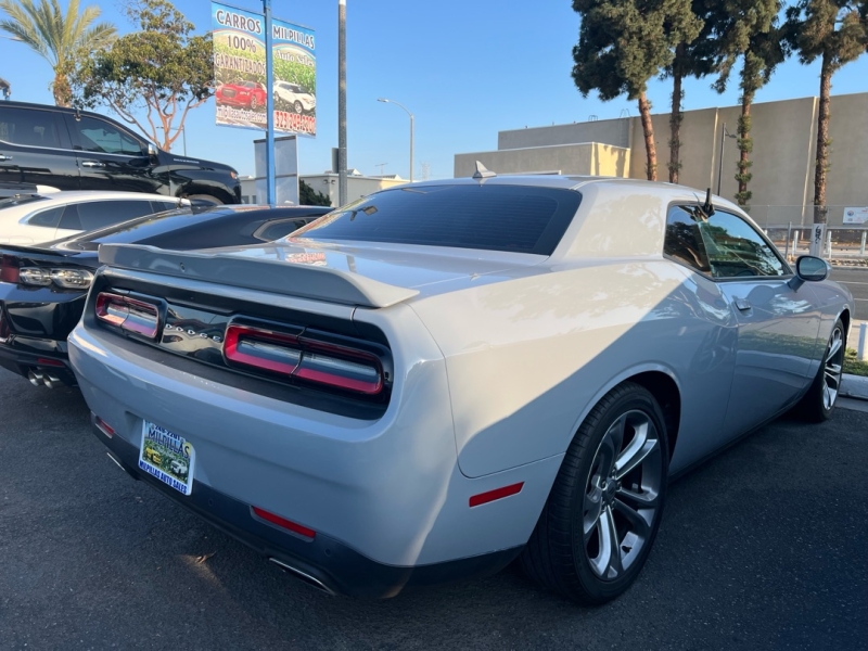 2021 Dodge Challenger GT's photo